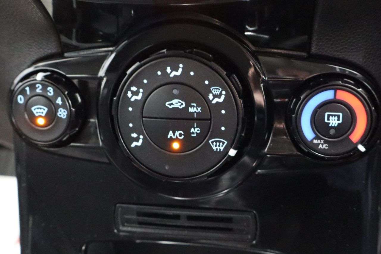 2015 FORD FIESTA 2015 FORD FIESTA