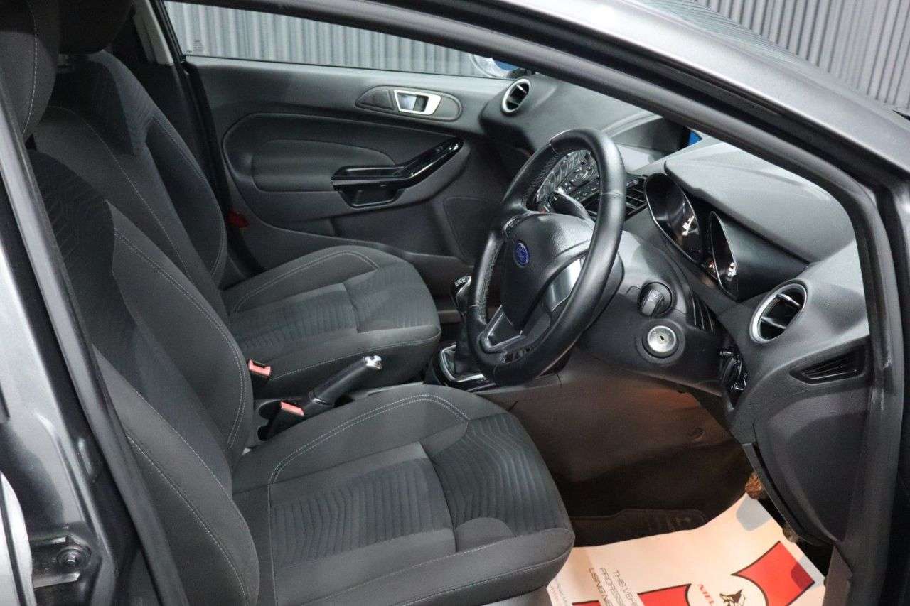 2015 FORD FIESTA 2015 FORD FIESTA