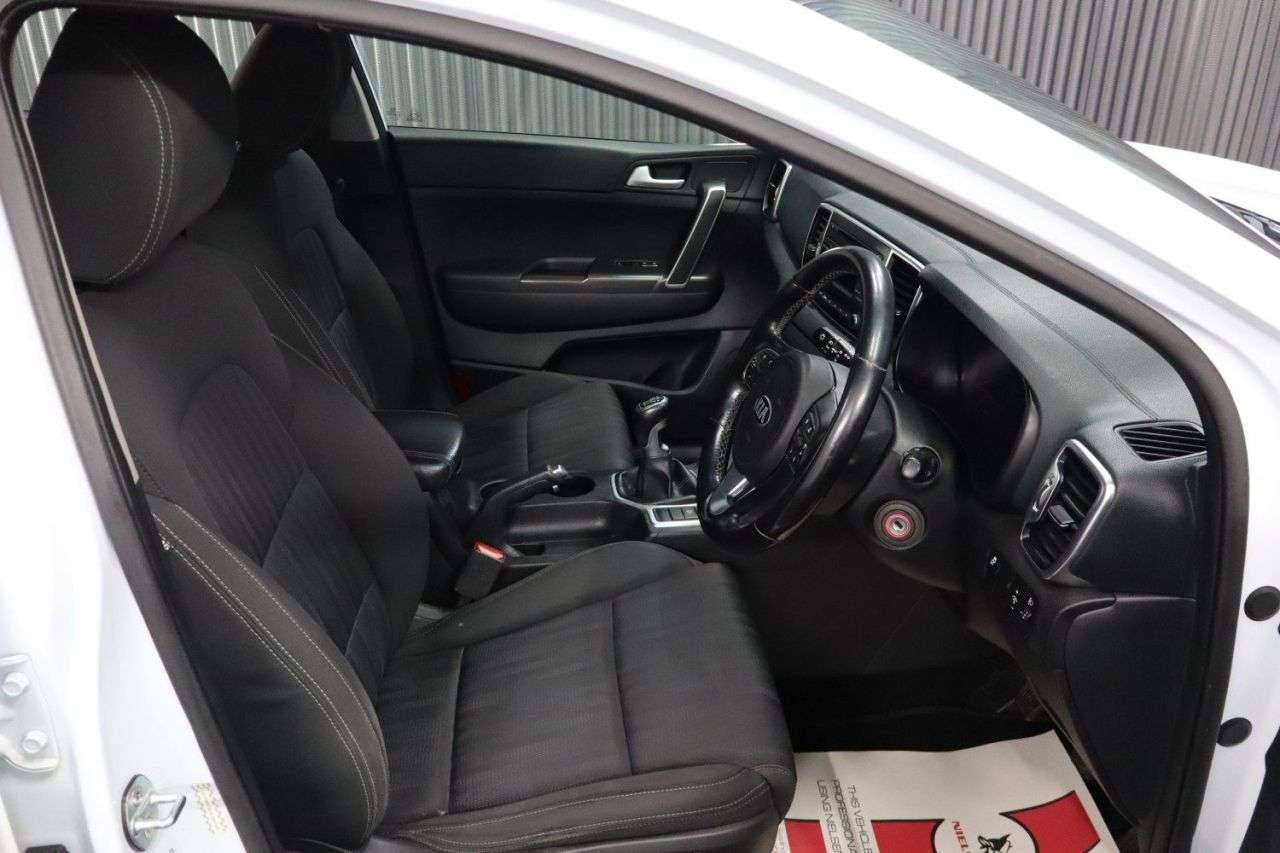 2017 KIA SPORTAGE 2017 KIA SPORTAGE