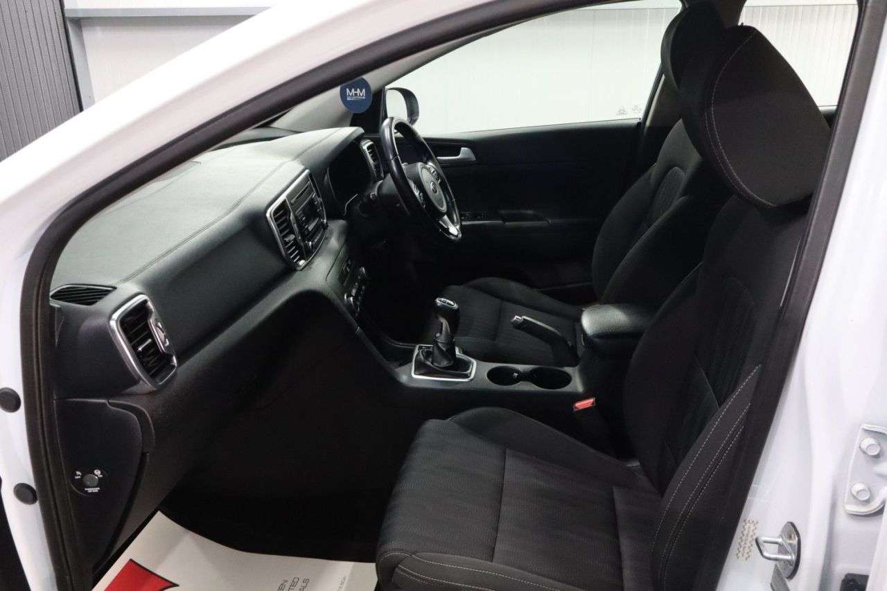 2017 KIA SPORTAGE 2017 KIA SPORTAGE