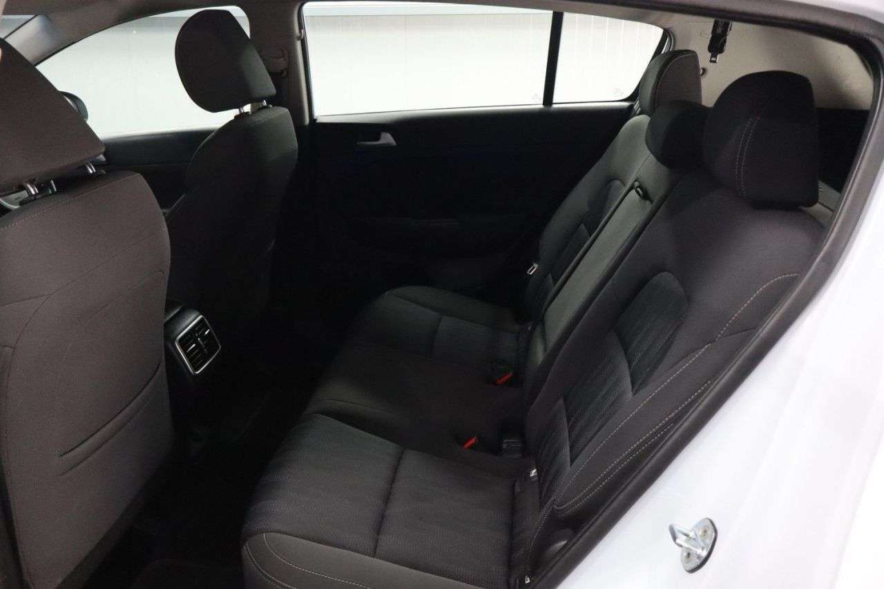 2017 KIA SPORTAGE 2017 KIA SPORTAGE