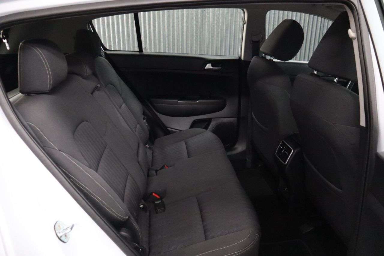 2017 KIA SPORTAGE 2017 KIA SPORTAGE