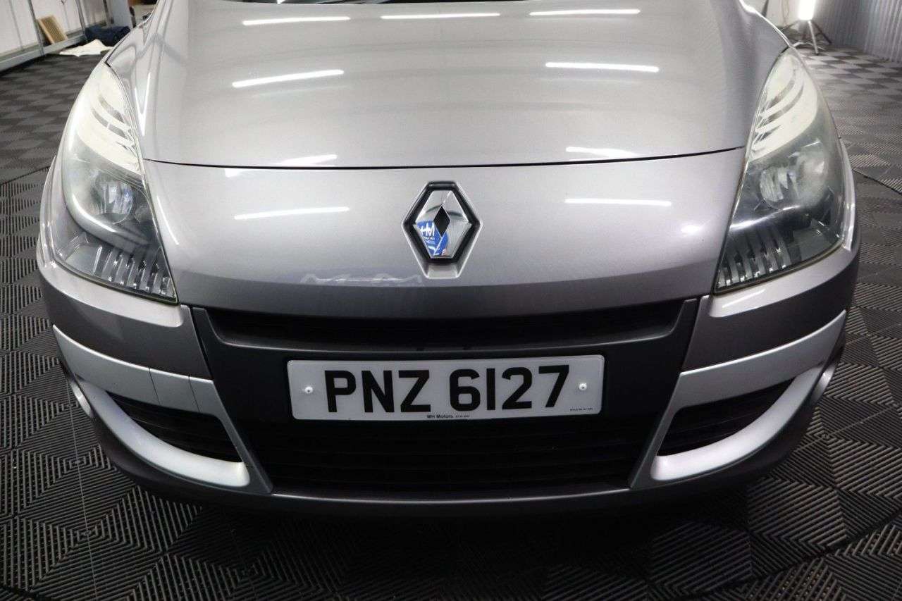 2011 RENAULT SCENIC 2011 RENAULT SCENIC