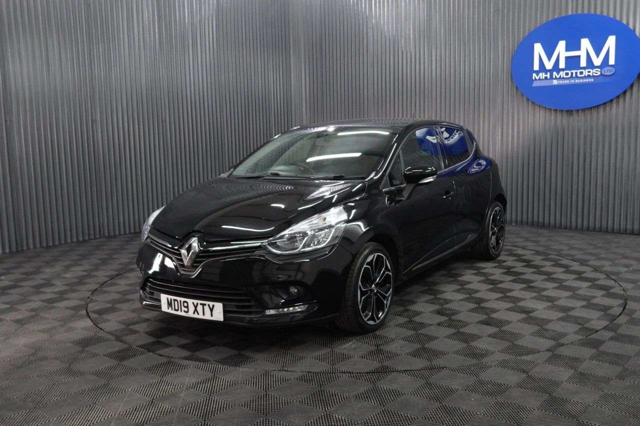 A 2019 RENAULT CLIO 1.5 dCi Iconic Hatchback 5dr Diesel Manual Euro 6 (s/s) (90 ps) LONG MOT / A 2019 RENAULT CLIO 1.5 dCi Iconic Hatchback 5dr Diesel Manual Euro 6 (s/s) (90 ps) LONG MOT /