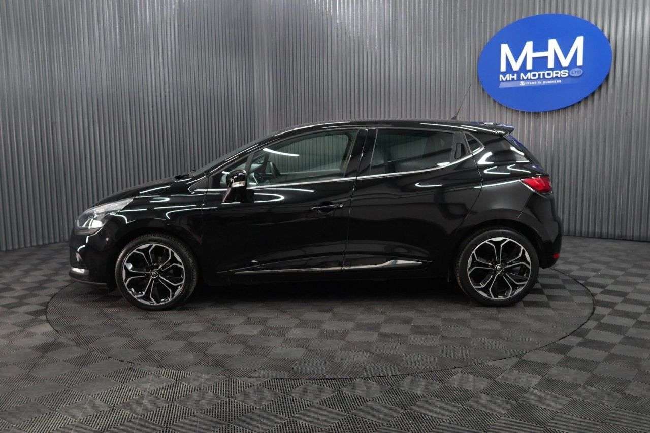2019 RENAULT CLIO 2019 RENAULT CLIO