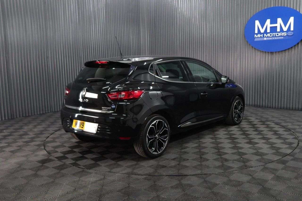 2019 RENAULT CLIO 2019 RENAULT CLIO