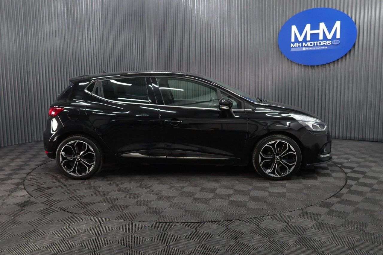 2019 RENAULT CLIO 2019 RENAULT CLIO