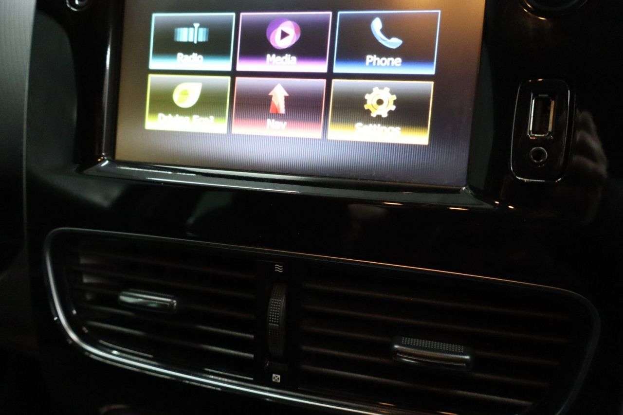 2019 RENAULT CLIO 2019 RENAULT CLIO