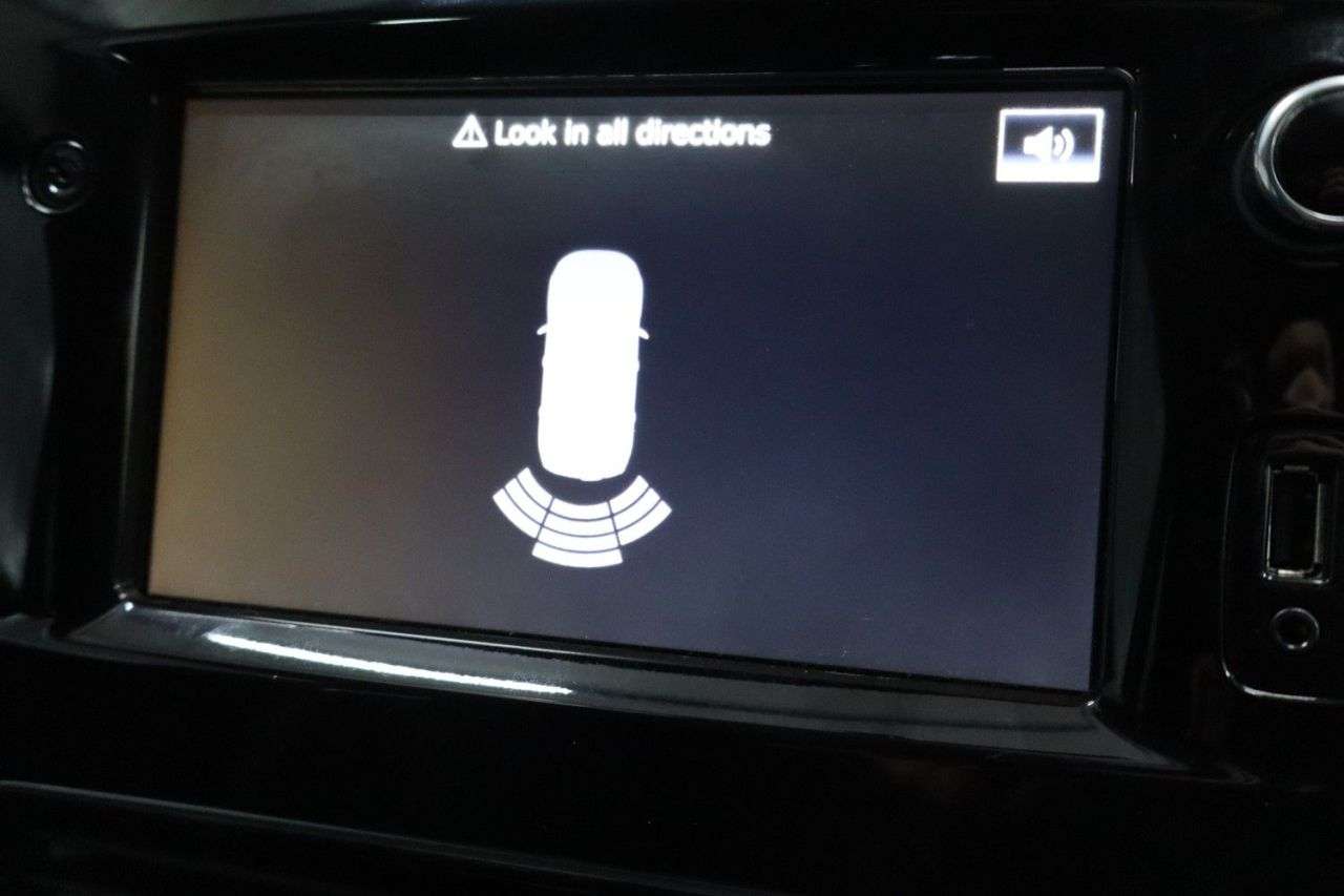 2019 RENAULT CLIO 2019 RENAULT CLIO