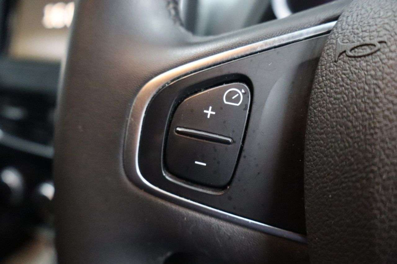 2019 RENAULT CLIO 2019 RENAULT CLIO