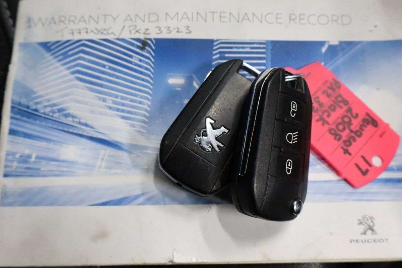 2017 PEUGEOT 2008 2017 PEUGEOT 2008