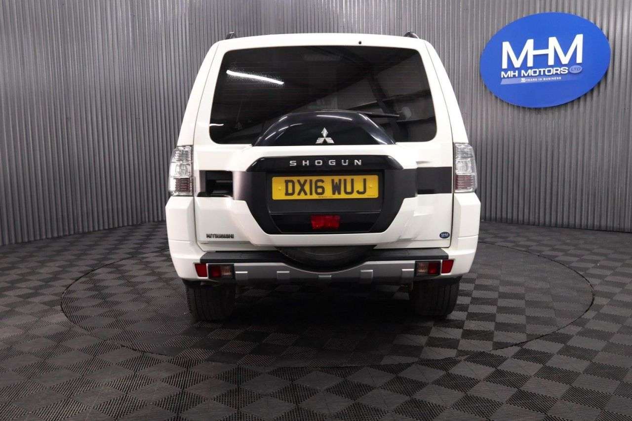 2016 MITSUBISHI SHOGUN 2016 MITSUBISHI SHOGUN