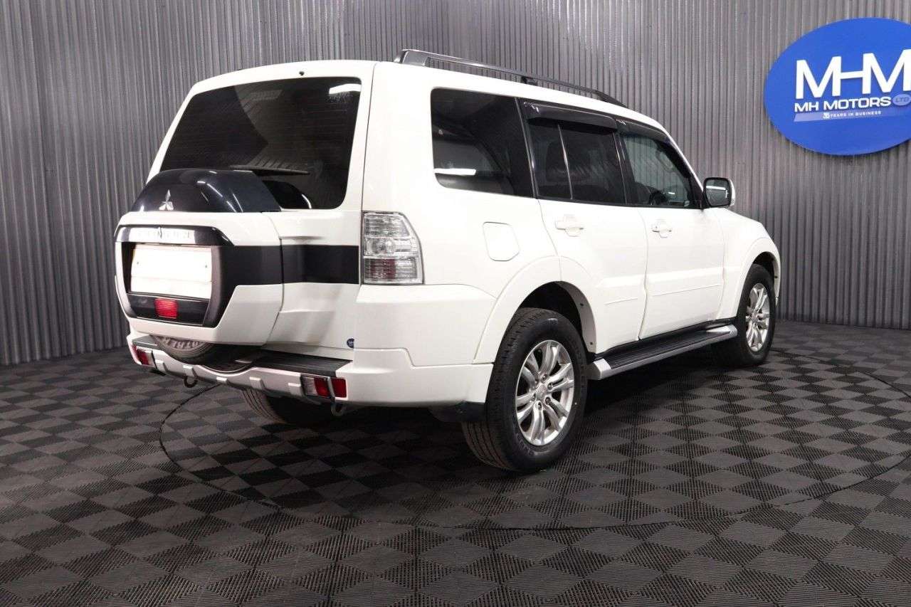 2016 MITSUBISHI SHOGUN 2016 MITSUBISHI SHOGUN