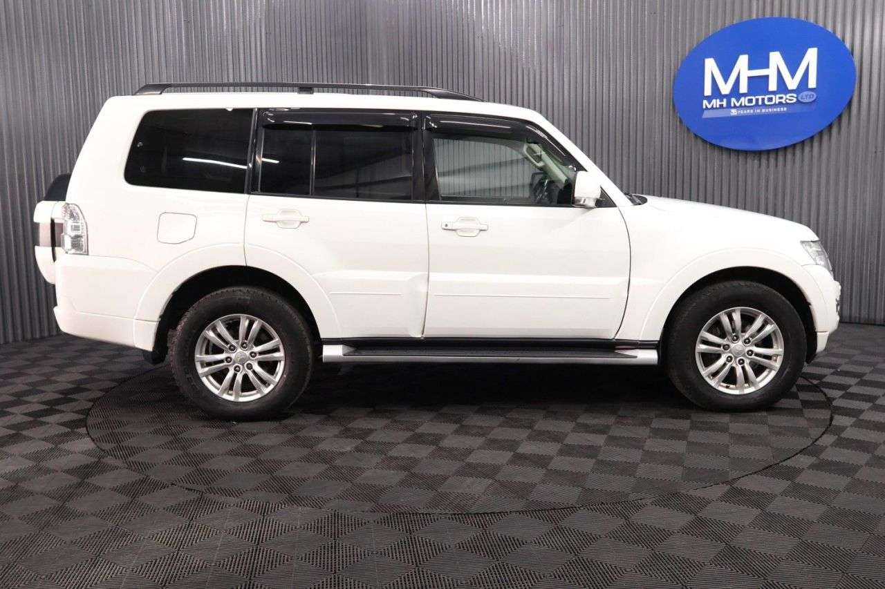 2016 MITSUBISHI SHOGUN 2016 MITSUBISHI SHOGUN