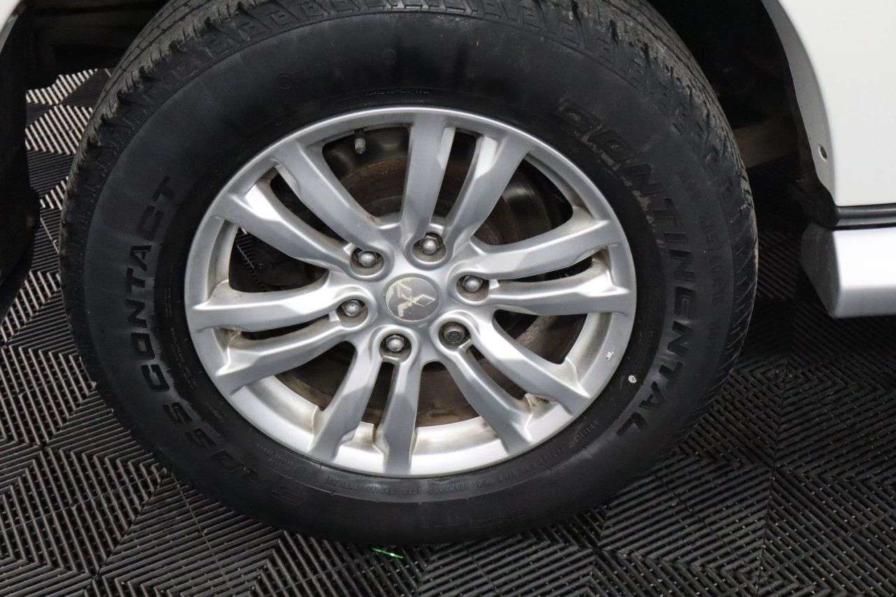 2016 MITSUBISHI SHOGUN 2016 MITSUBISHI SHOGUN