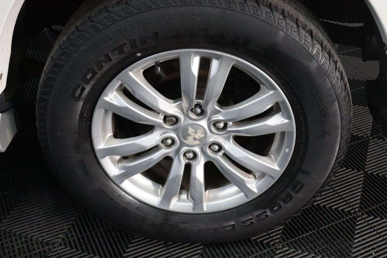 2016 MITSUBISHI SHOGUN 2016 MITSUBISHI SHOGUN