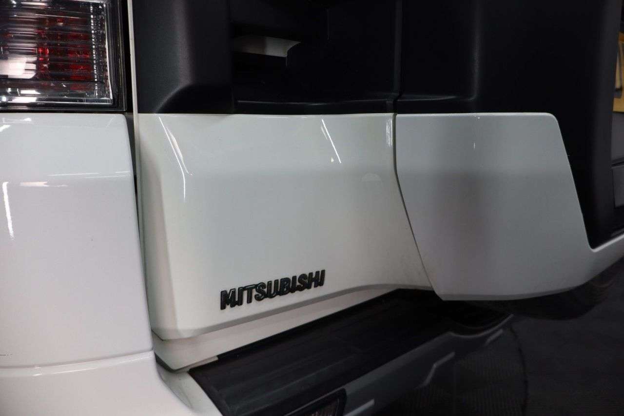 2016 MITSUBISHI SHOGUN 2016 MITSUBISHI SHOGUN