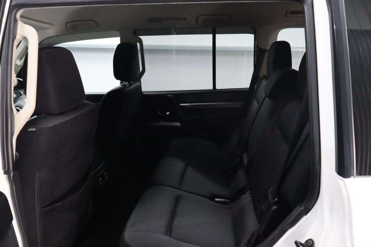 2016 MITSUBISHI SHOGUN 2016 MITSUBISHI SHOGUN