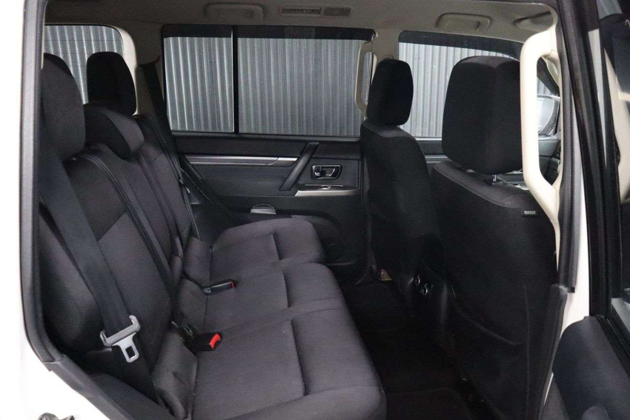 2016 MITSUBISHI SHOGUN 2016 MITSUBISHI SHOGUN