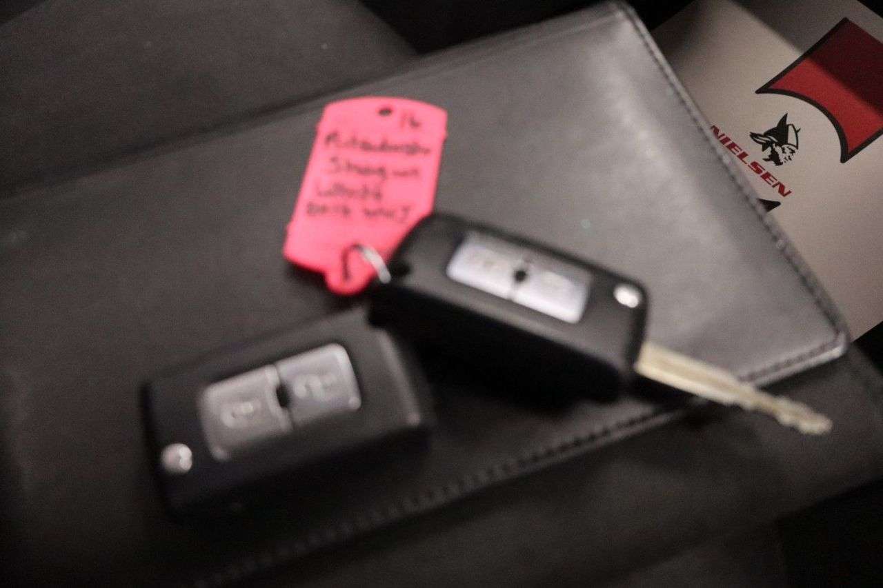 2016 MITSUBISHI SHOGUN 2016 MITSUBISHI SHOGUN