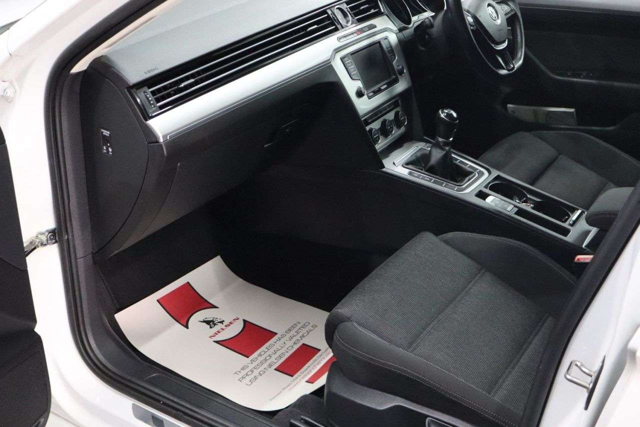 2015 VOLKSWAGEN PASSAT 2015 VOLKSWAGEN PASSAT