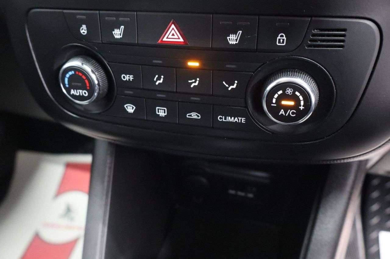 2018 KIA VENGA 2018 KIA VENGA
