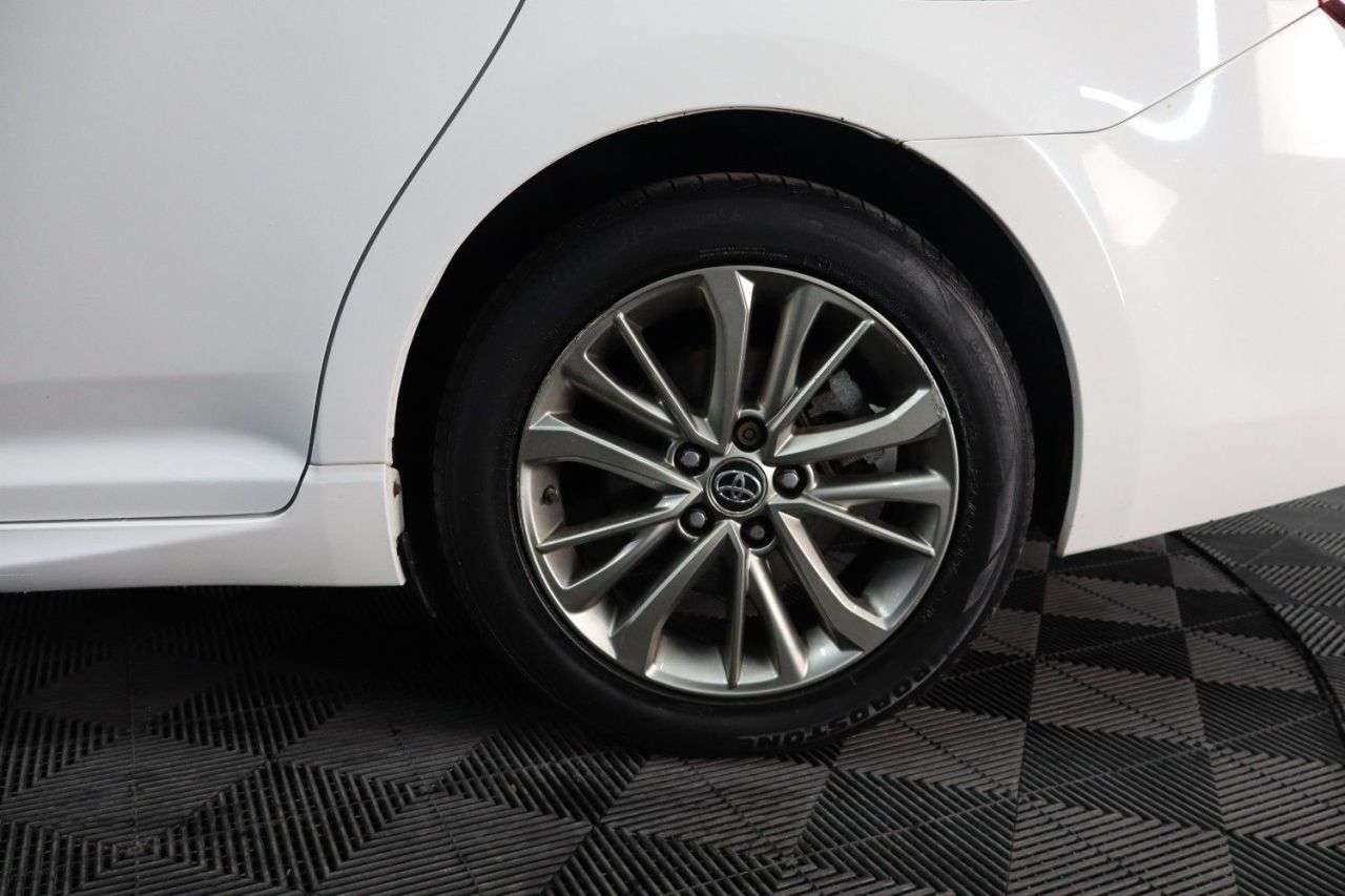 2017 TOYOTA AVENSIS 2017 TOYOTA AVENSIS