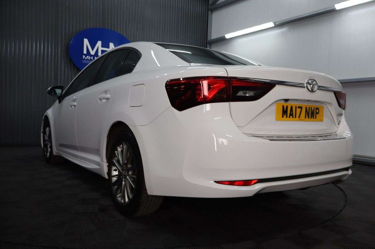 2017 TOYOTA AVENSIS 2017 TOYOTA AVENSIS