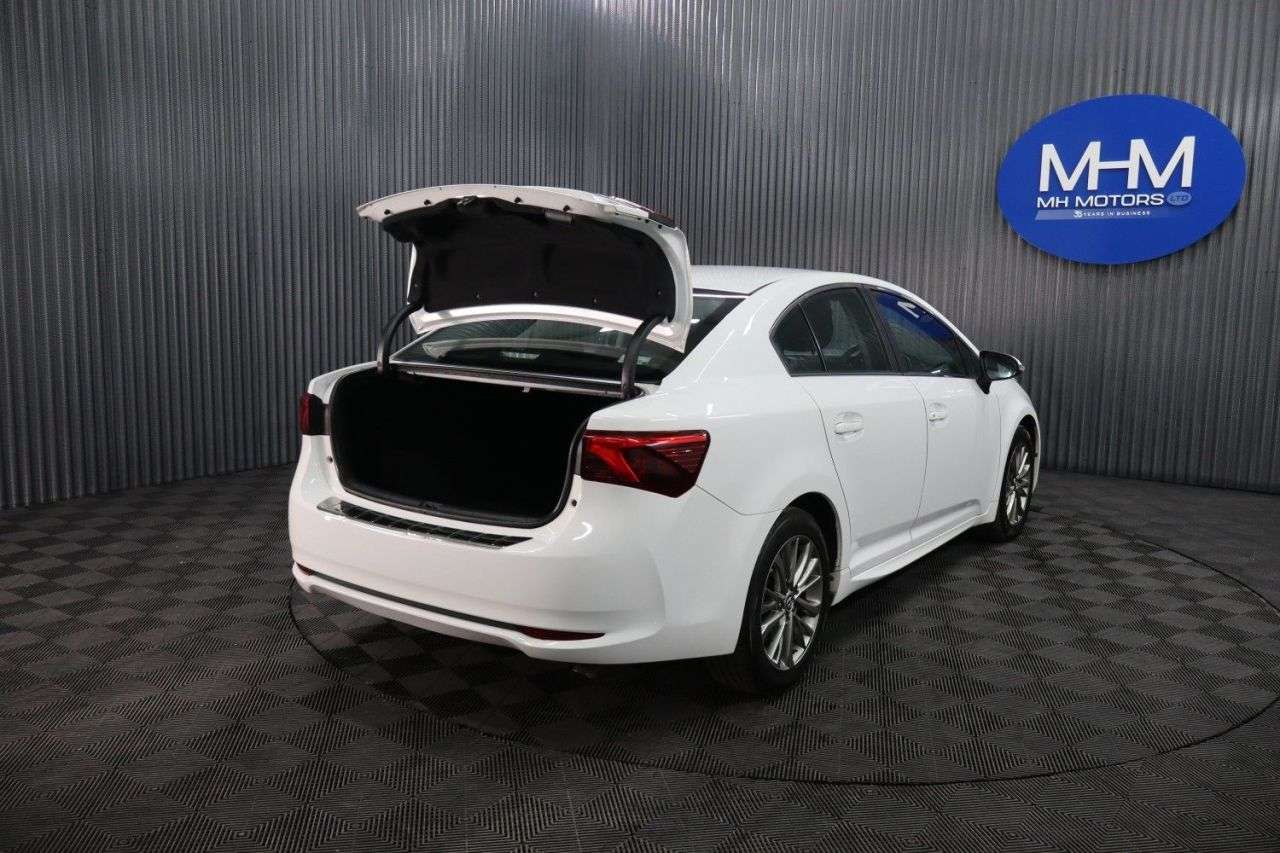 2017 TOYOTA AVENSIS 2017 TOYOTA AVENSIS
