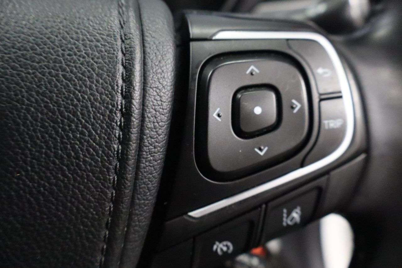 2017 TOYOTA AVENSIS 2017 TOYOTA AVENSIS