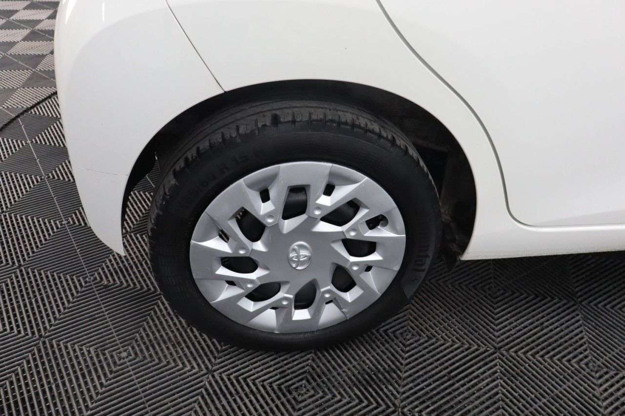 2019 TOYOTA AYGO 2019 TOYOTA AYGO