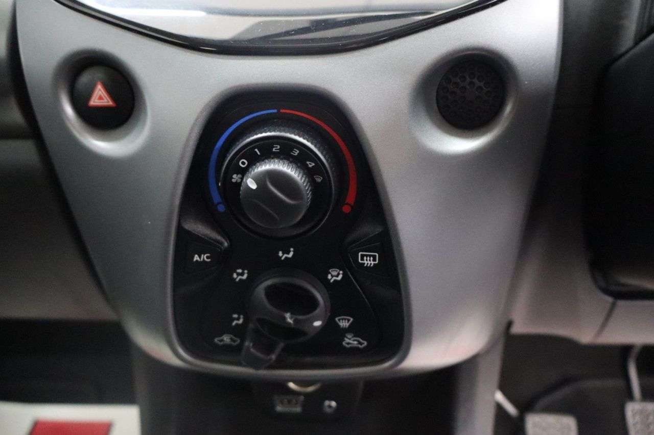2019 TOYOTA AYGO 2019 TOYOTA AYGO