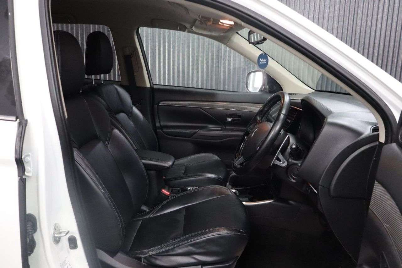 2019 MITSUBISHI OUTLANDER 2019 MITSUBISHI OUTLANDER