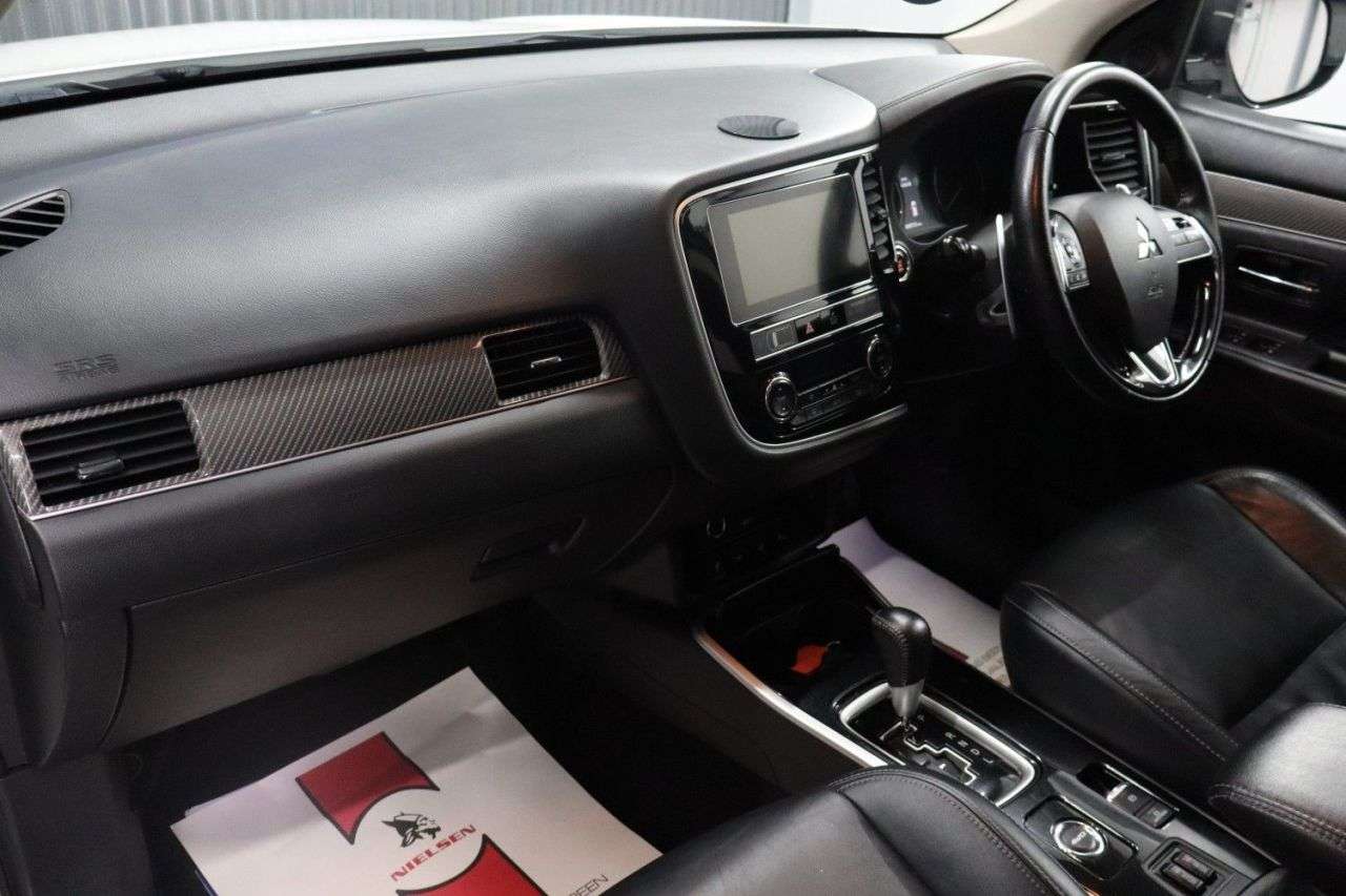 2019 MITSUBISHI OUTLANDER 2019 MITSUBISHI OUTLANDER