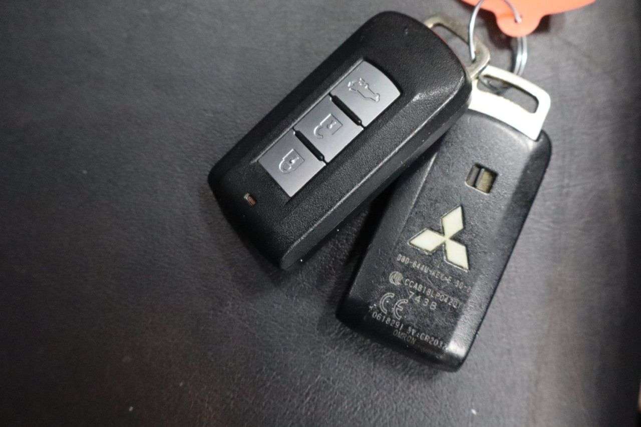 2019 MITSUBISHI OUTLANDER 2019 MITSUBISHI OUTLANDER