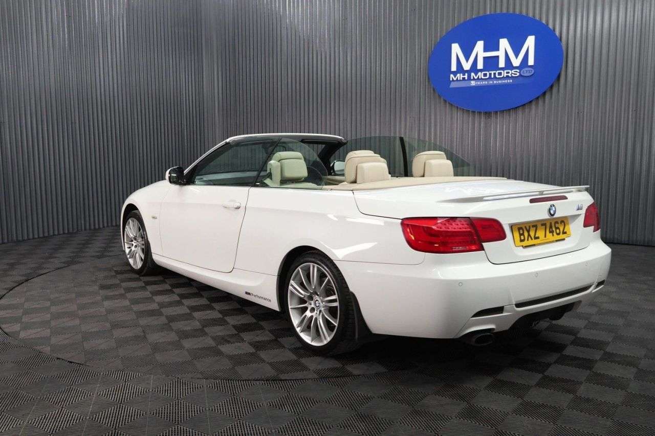 2011 BMW 3 SERIES 2011 BMW 3 SERIES