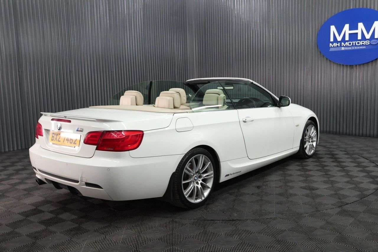 2011 BMW 3 SERIES 2011 BMW 3 SERIES