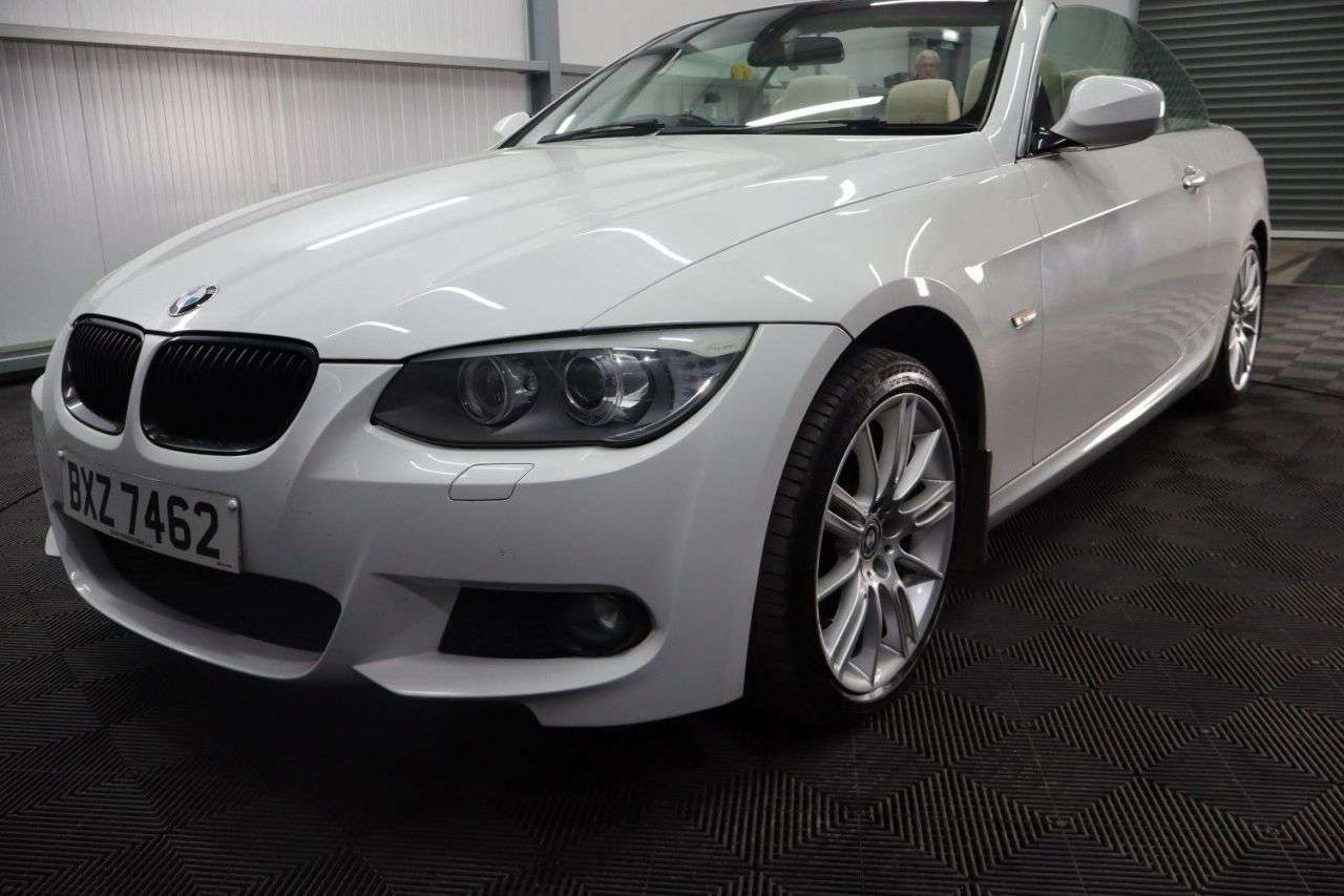 2011 BMW 3 SERIES 2011 BMW 3 SERIES