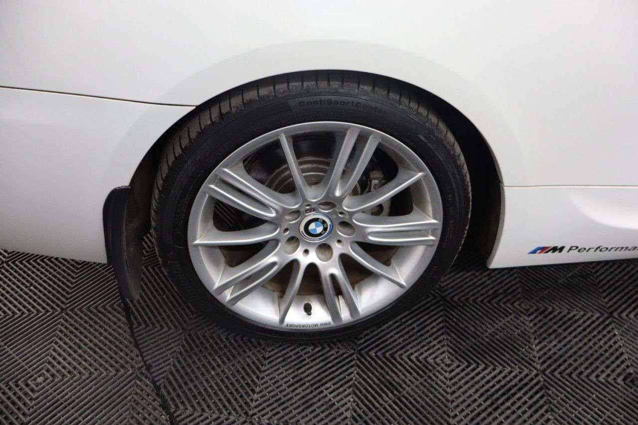 2011 BMW 3 SERIES 2011 BMW 3 SERIES