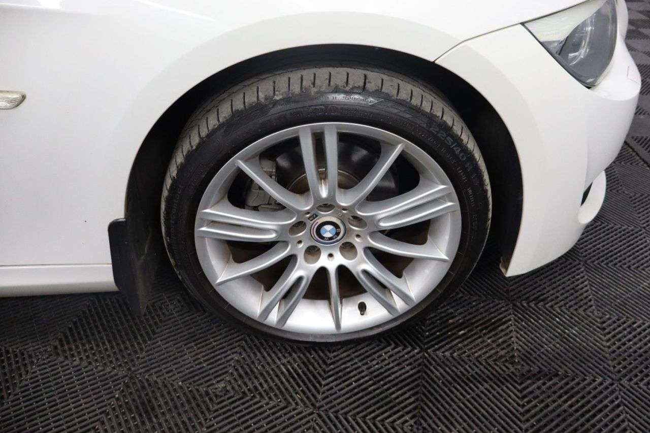 2011 BMW 3 SERIES 2011 BMW 3 SERIES