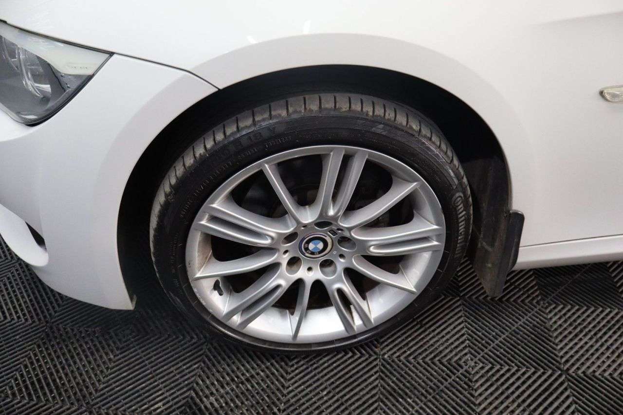 2011 BMW 3 SERIES 2011 BMW 3 SERIES
