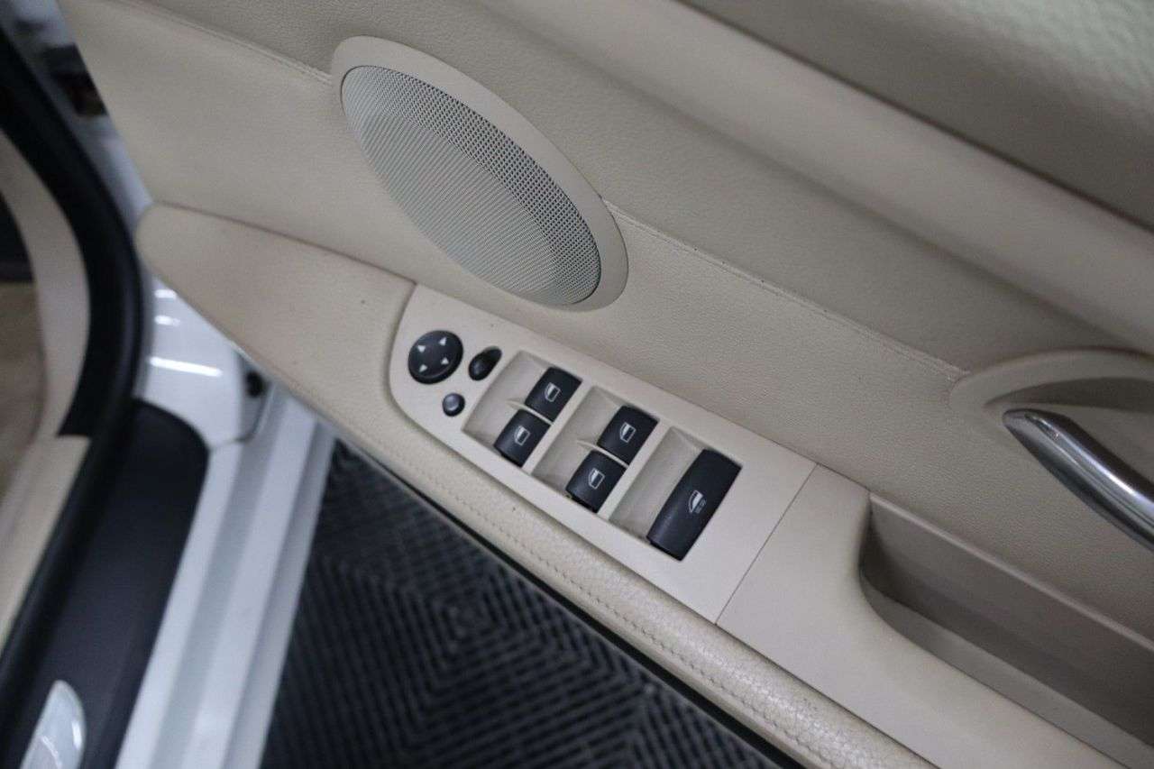 2011 BMW 3 SERIES 2011 BMW 3 SERIES