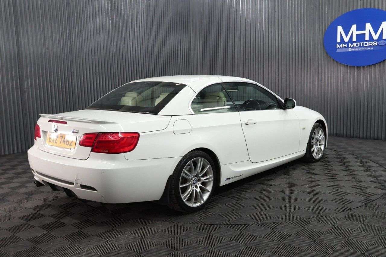 2011 BMW 3 SERIES 2011 BMW 3 SERIES