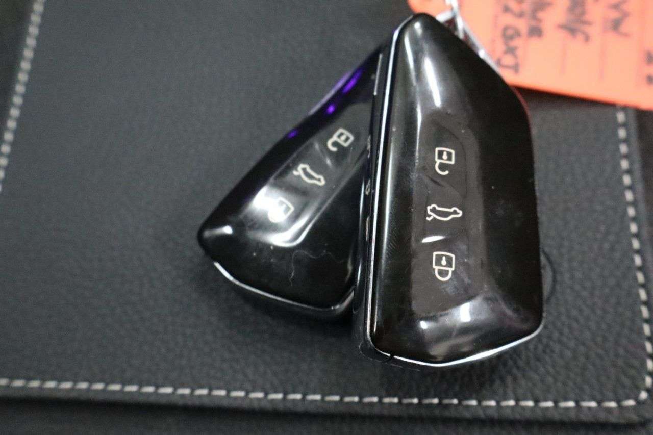 2022 VOLKSWAGEN GOLF 2022 VOLKSWAGEN GOLF