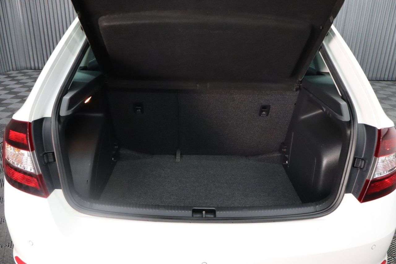 2014 SKODA RAPID SPACEBACK 2014 SKODA RAPID SPACEBACK
