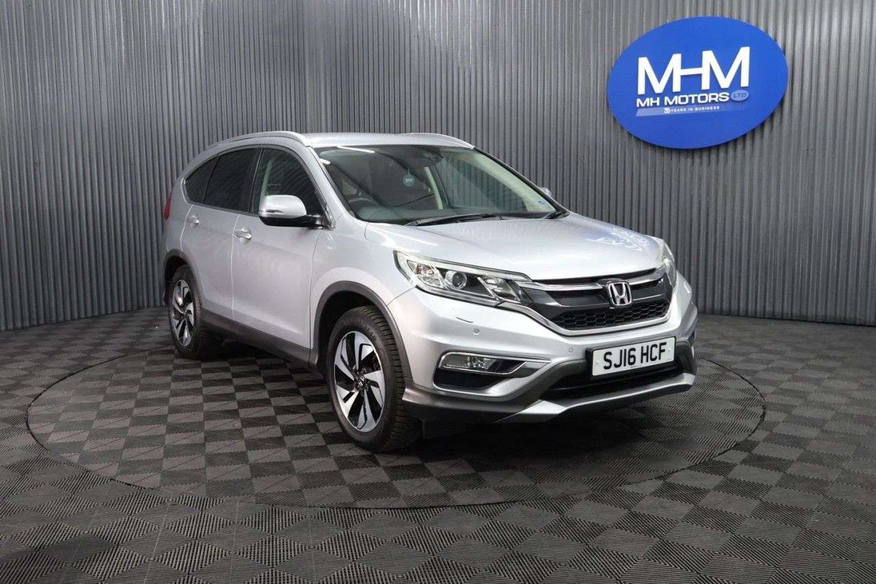 A 2016 HONDA CR-V 1.6 i-DTEC SR SUV 5dr Diesel Manual 4WD Euro 6 (s/s) (160 ps) FULL SERVICE A 2016 HONDA CR-V 1.6 i-DTEC SR SUV 5dr Diesel Manual 4WD Euro 6 (s/s) (160 ps) FULL SERVICE