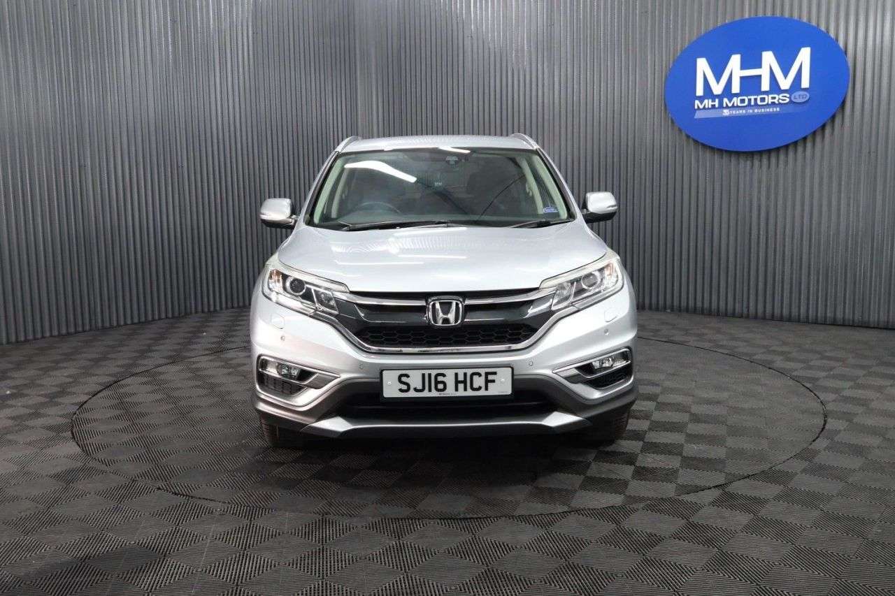 A 2016 HONDA CR-V 1.6 i-DTEC SR SUV 5dr Diesel Manual 4WD Euro 6 (s/s) (160 ps) FULL SERVICE A 2016 HONDA CR-V 1.6 i-DTEC SR SUV 5dr Diesel Manual 4WD Euro 6 (s/s) (160 ps) FULL SERVICE