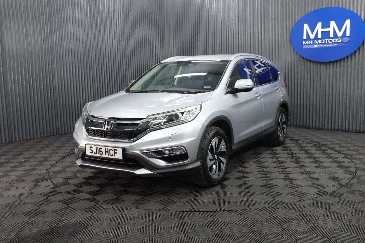 A 2016 HONDA CR-V 1.6 i-DTEC SR SUV 5dr Diesel Manual 4WD Euro 6 (s/s) (160 ps) FULL SERVICE A 2016 HONDA CR-V 1.6 i-DTEC SR SUV 5dr Diesel Manual 4WD Euro 6 (s/s) (160 ps) FULL SERVICE