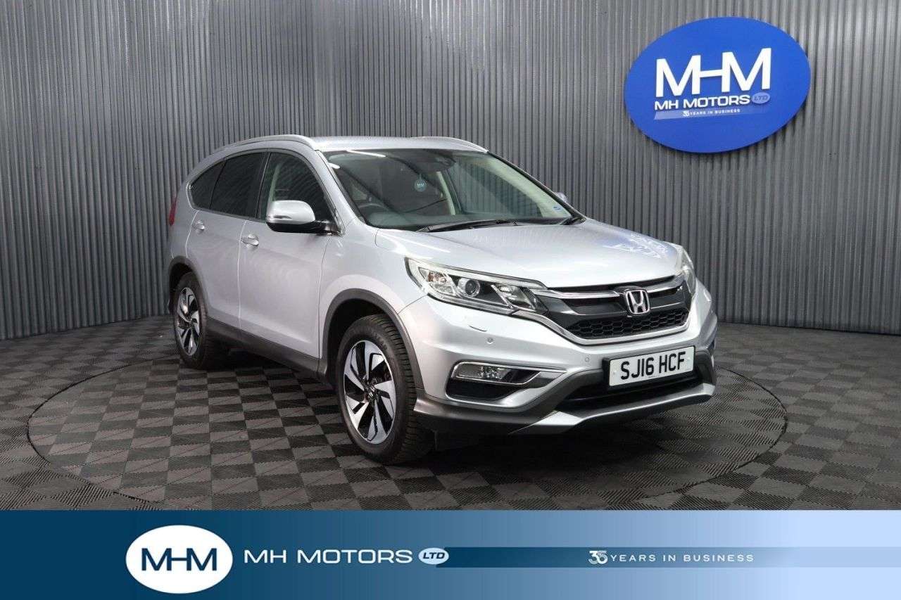 A 2016 HONDA CR-V 1.6 i-DTEC SR SUV 5dr Diesel Manual 4WD Euro 6 (s/s) (160 ps) FULL SERVICE A 2016 HONDA CR-V 1.6 i-DTEC SR SUV 5dr Diesel Manual 4WD Euro 6 (s/s) (160 ps) FULL SERVICE