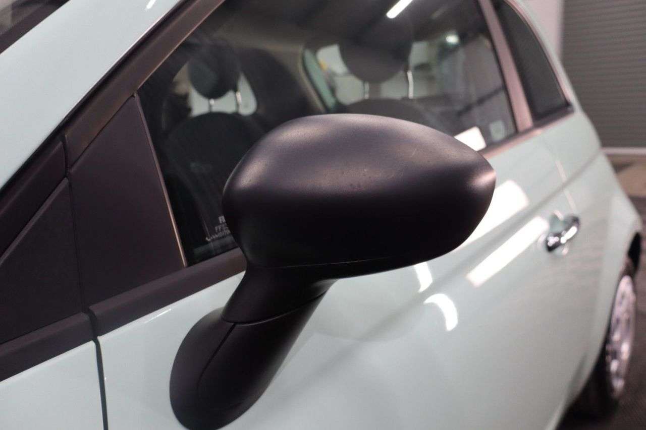 2016 FIAT 500 2016 FIAT 500